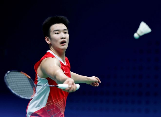 而不是退居 而不是退居